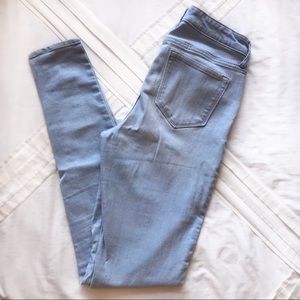 Old Navy Jeans - Old Navy Light Wash Jeans Old Navy Jeans - Old Navy Light Wash Jeans